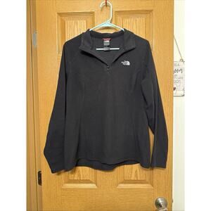 The North face Women’s Black pullover Fleece Large Outdoors Cozy Light-weight